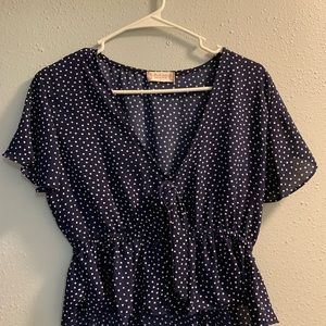 Very cute short sleeve